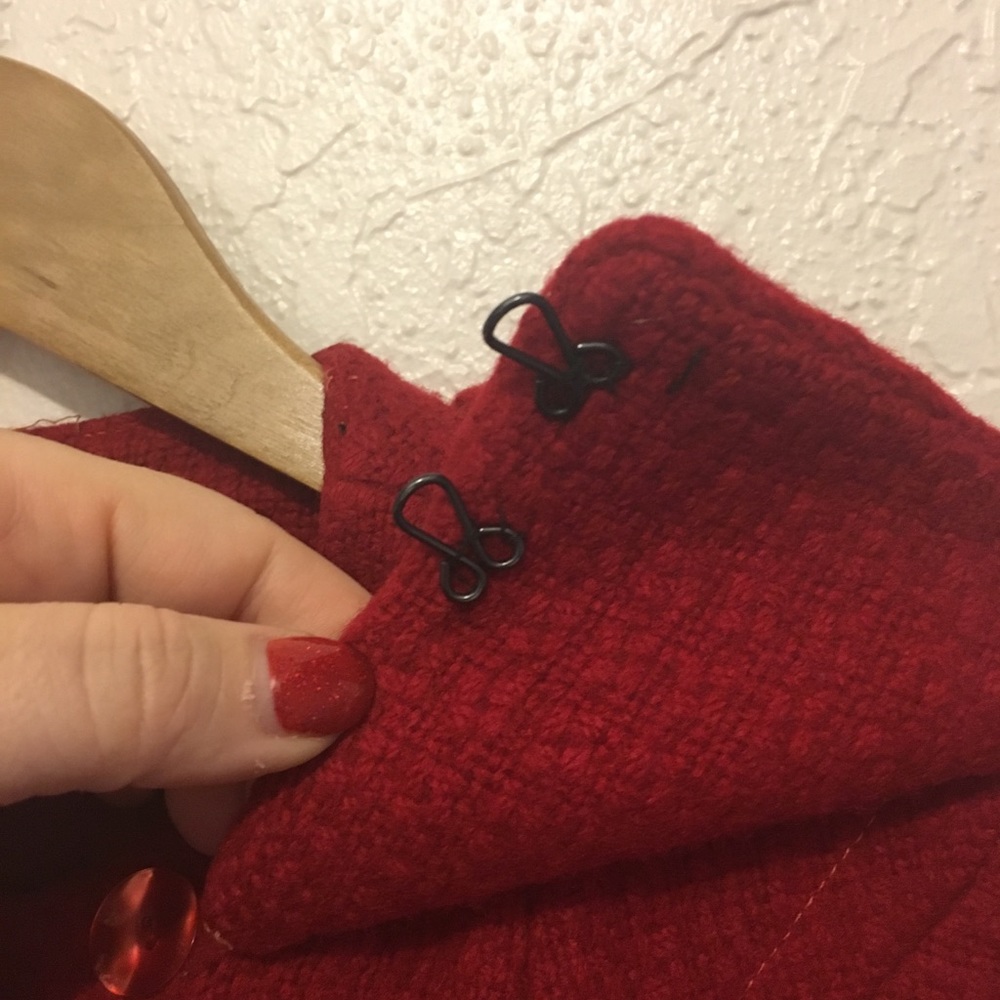 Red Bombshell Jacket - Picture 4 of 5
